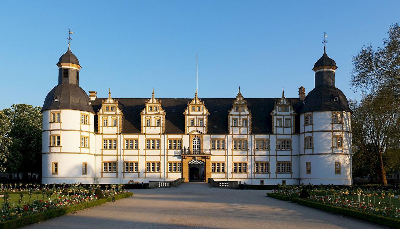 Hotel Am Schloss Paderborn Exterior photo